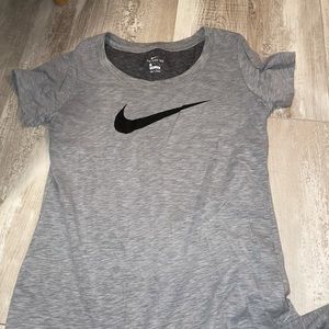 Nike T-shirt